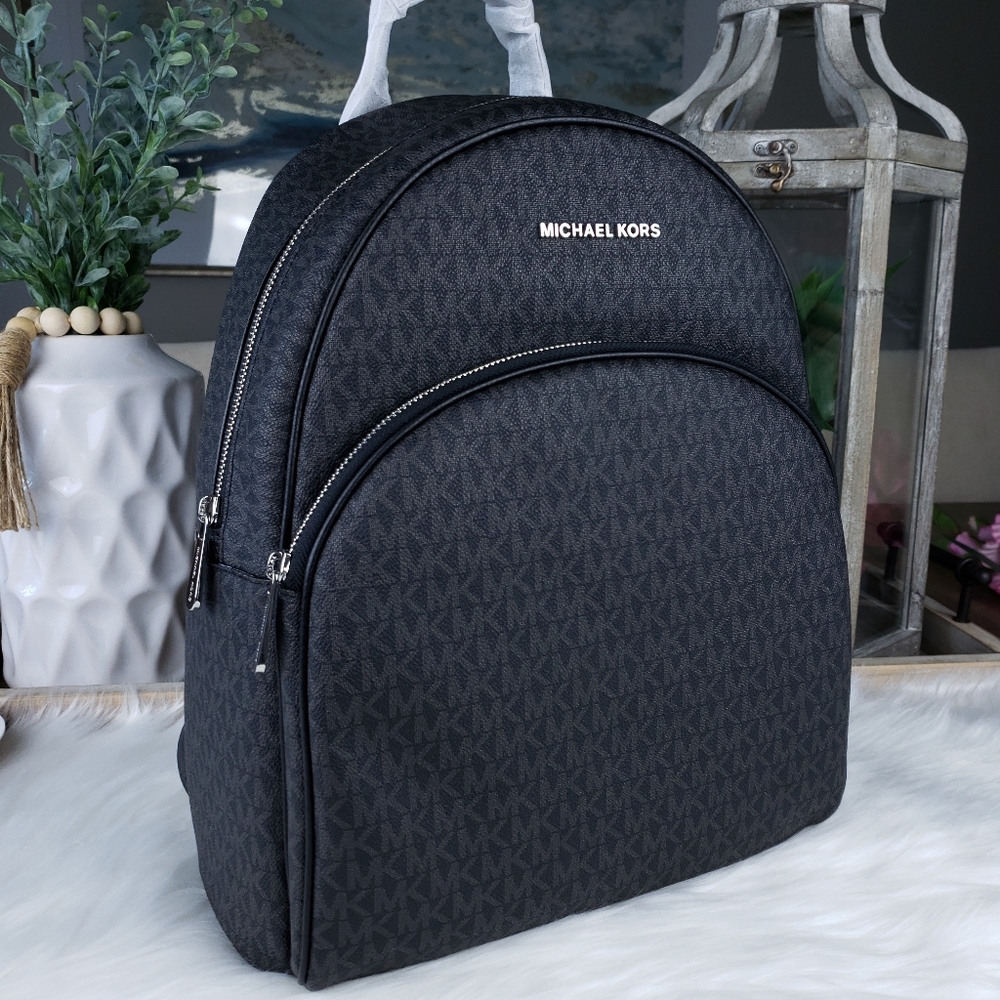 🌺NWT Michael Kors LG Abbey backpack Black travel - Picture 2 of 8